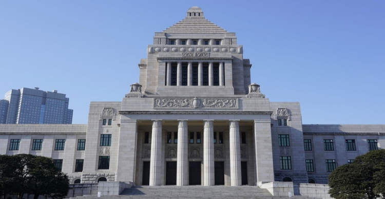54%日本民众反对撒钱政策  88%支持大米增产