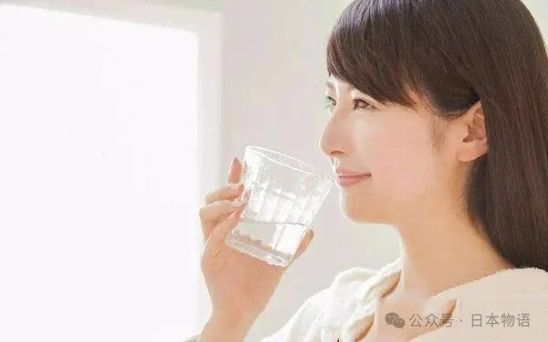 既然日本公园的自来水都能直接喝，那为何日本人还要买瓶装水？