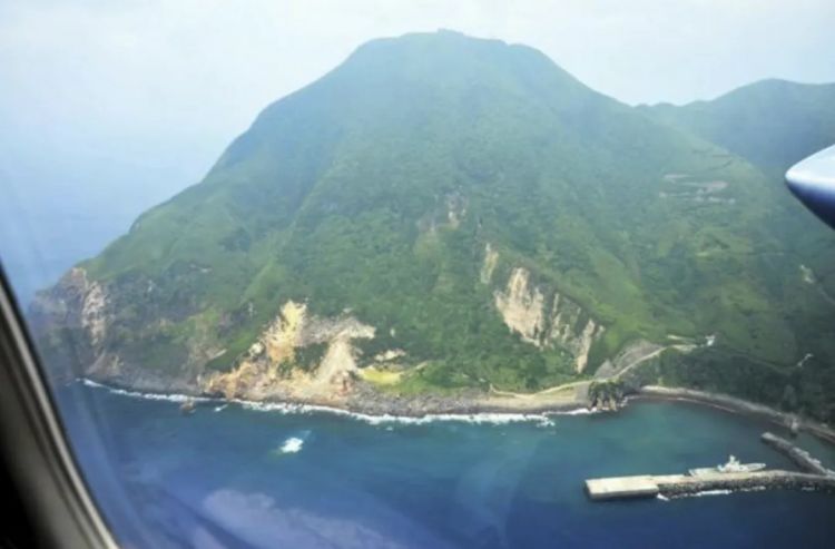 第245期：滨边美波永濑廉热爱？鹿儿岛群震超两千次；日本将建共享养老院；和牛重返中国市场？日本校园偷拍问题严峻 | 百通板