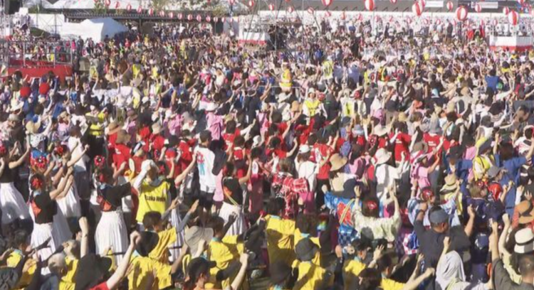 大阪世博盂兰盆舞创吉尼斯纪录 62国3946人零失误共舞