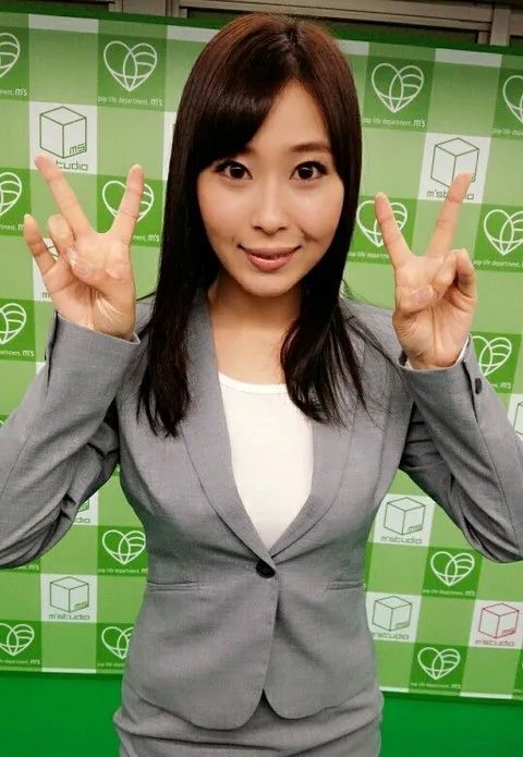 日本传奇物理老师：下海「工作」时偶遇学生，还差点在澳门交代了？