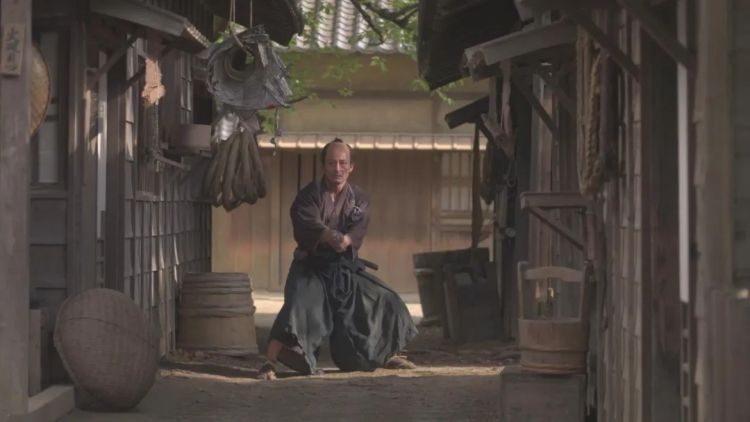 日本票房黑马，笑到妈不认！