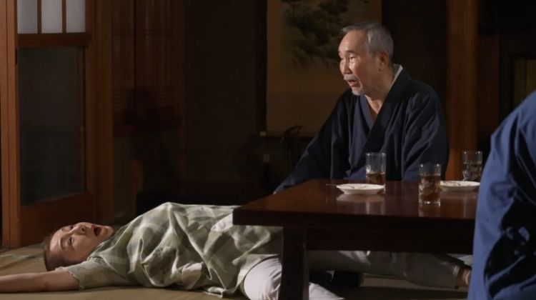 日本票房黑马，笑到妈不认！