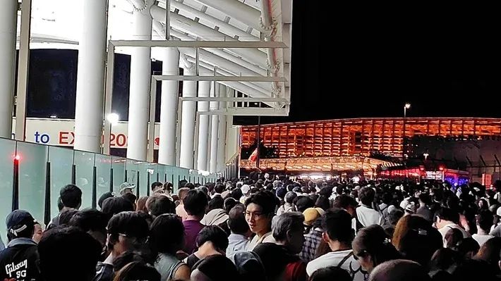 3万人被困人工岛，世博会还能整出多少幺蛾子？