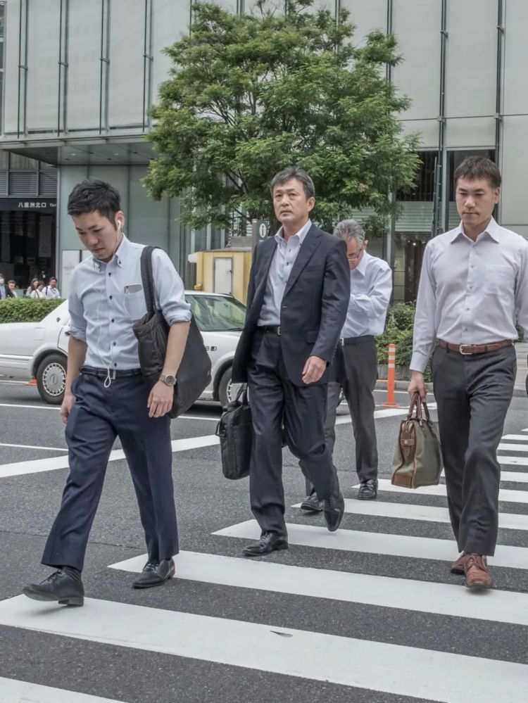 日本男人，越来越矮了？