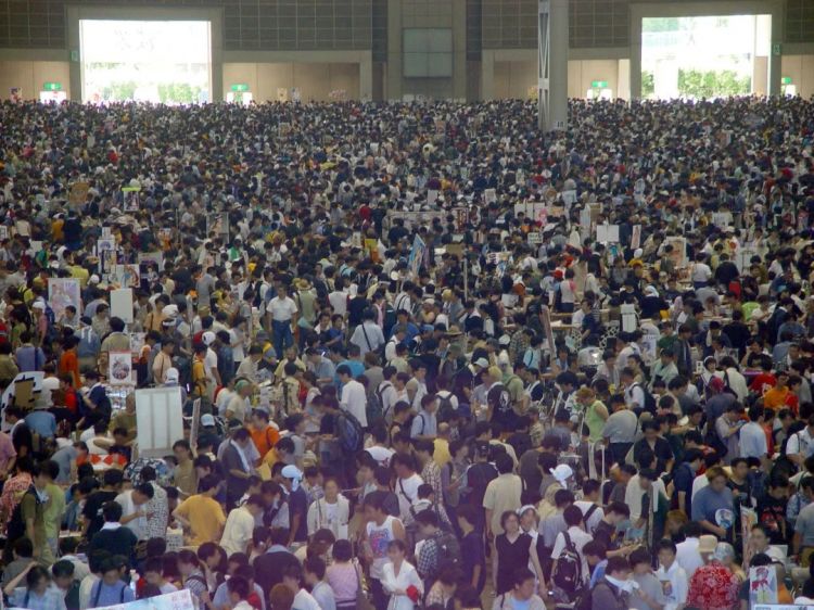 大夏天不洗澡的日本人还有脸来这里？