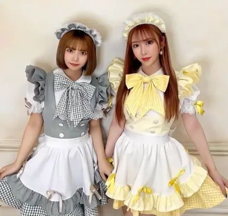 日本女孩14岁当妈，上学带娃两不误？如今和女儿一起开女仆咖啡厅当网红