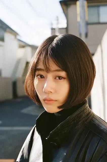坂口健太郎被爆出轨“圭天使”永野芽郁，4年女友惨遭分手？