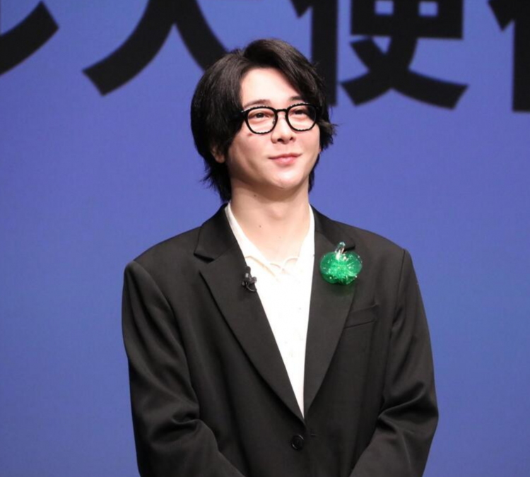 绿苹果乐队主唱大森元贵任