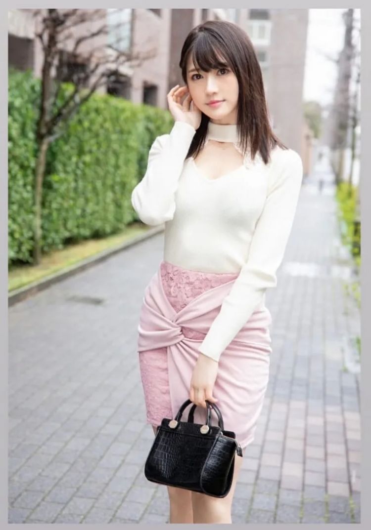 日本名门校花为报复前男友下海拍片，却因吸毒锒铛入狱？