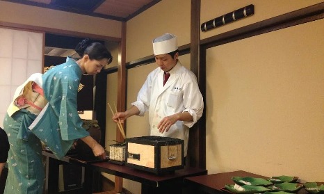 日本人真奇怪，送上门来的生意都不做