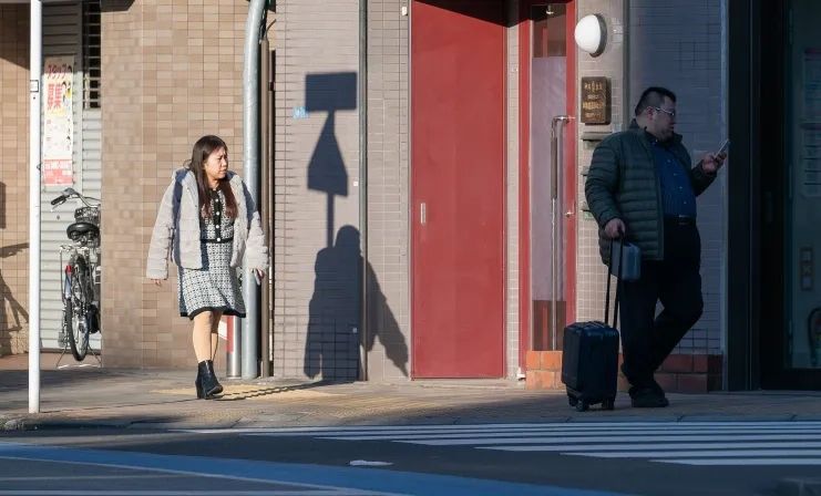 日本富豪夫妻联手毒杀4岁女儿，调查发现父母姐姐也都离奇惨死？