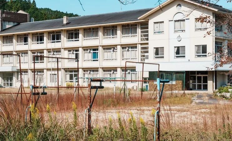 日本女教师离奇失踪26年：一度怀疑遭朝鲜绑架，真凶自首后却无法判刑？
