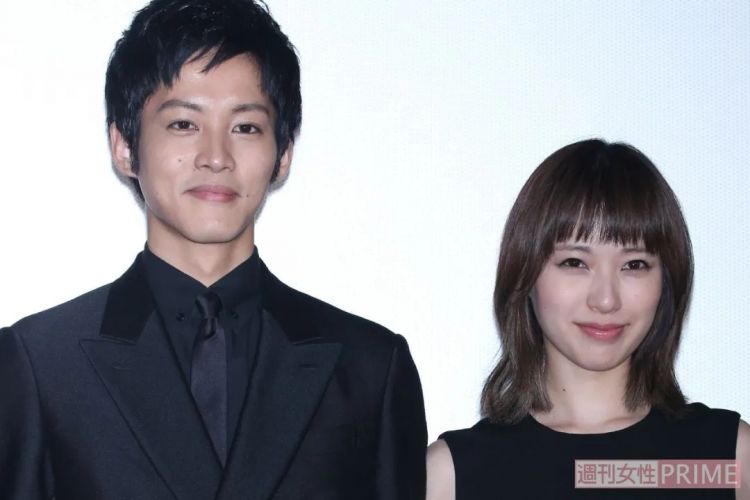 日本国民综艺男星结婚了！新娘竟然不是松子？来盘一盘他的历任女友…