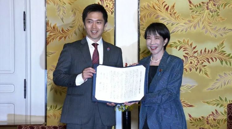 一上任就要对中国打“铁拳”？大选在即，日本版“撒切尔夫人”成为众望所归……