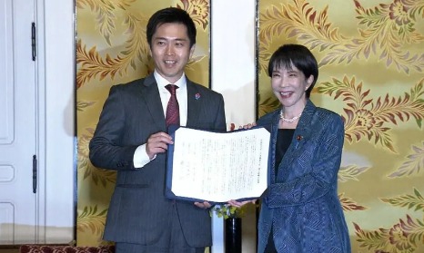 一上任就要对中国打“铁拳”？大选在即，日本版“撒切尔夫人”成为众望所归……