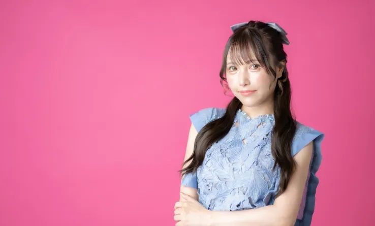 日本偶像36岁才全身整形出道,如今44岁还在闪耀舞台? 日本偶像36岁才全身整形出道,如今44岁还在闪耀舞台?