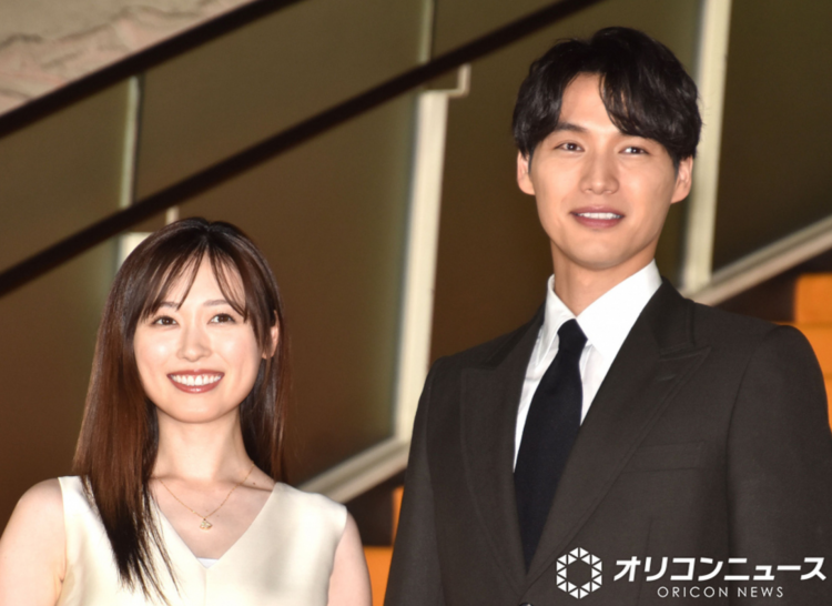 福士苍汰片场狂拍800张福原遥照片？