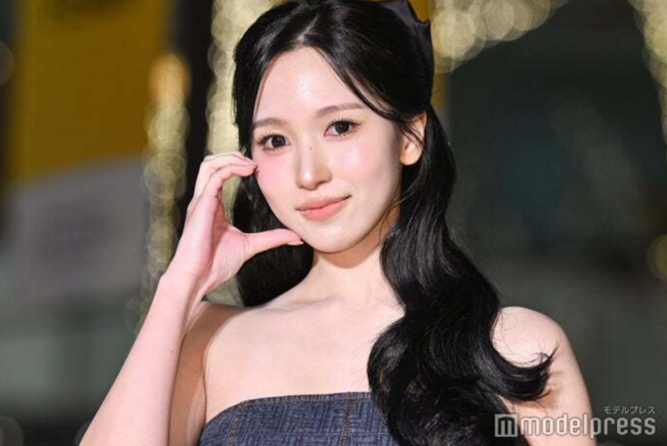 TWICE名井南惊喜现身表参道 点灯圣诞引粉丝尖叫 TWICE名井南惊喜现身表参道 点灯圣诞引粉丝尖叫