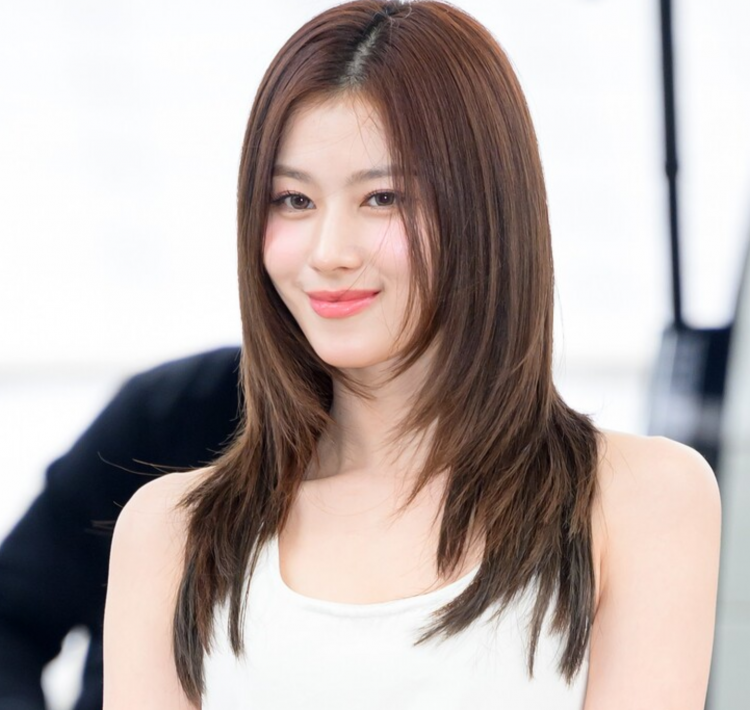 2025全球百大最美面孔榜出炉 TWICE成员SANA等上榜 