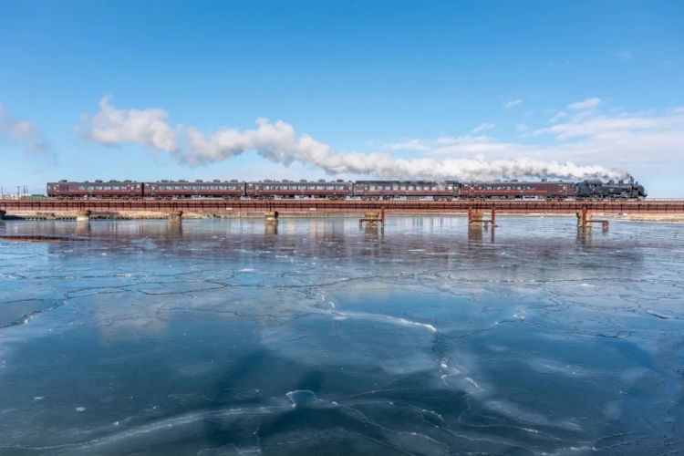 第273期：安倍晋三遇刺案宣判无期；提前大选 高市早苗支持率骤降？上野双胞胎熊猫回国 日本再无大熊猫？| 百通板