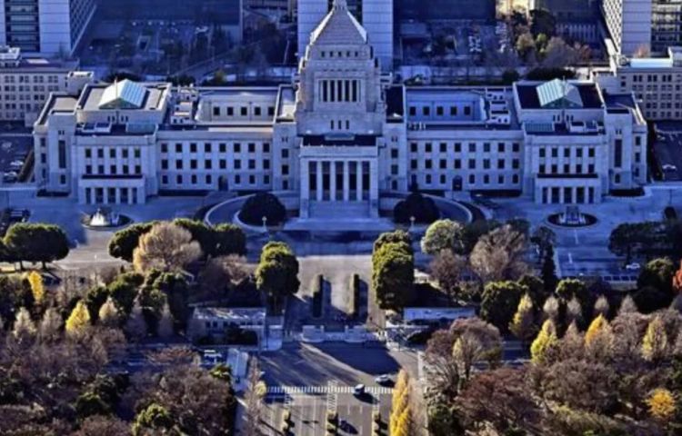 第275期:众议院选举大胜 日本进入高市早苗首相时代?米兰冬奥日本花滑团体摘银;平成的山口百惠闪婚?| 百通板 第275期:众议院选举大胜 日本进入高市早苗首相时代?米兰冬奥日本花滑团体摘银;平成的山口百惠闪婚?| 百通板