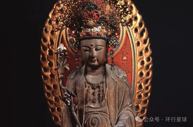 中国老板，一年为上万日本人送葬