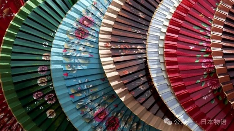 美国年轻人开始学中国人生活?日媒聚焦“Chinamaxxing”背后的年轻人心态 美国年轻人开始学中国人生活?日媒聚焦“Chinamaxxing”背后的年轻人心态