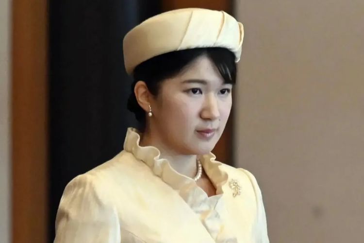 一年拿1亿多日元,日本皇室竟直呼不够用?竟连内部人士都不知道钱花哪儿了…日网:以为钱很好赚吗? 一年拿1亿多日元,日本皇室竟直呼不够用?竟连内部人士都不知道钱花哪儿了…日网:以为钱很好赚吗?