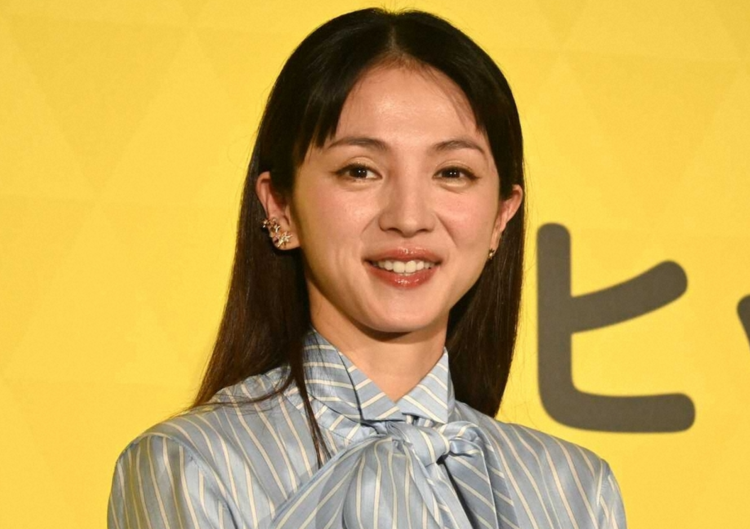 满岛光宣布再婚并怀孕 对象为模特浅野启介