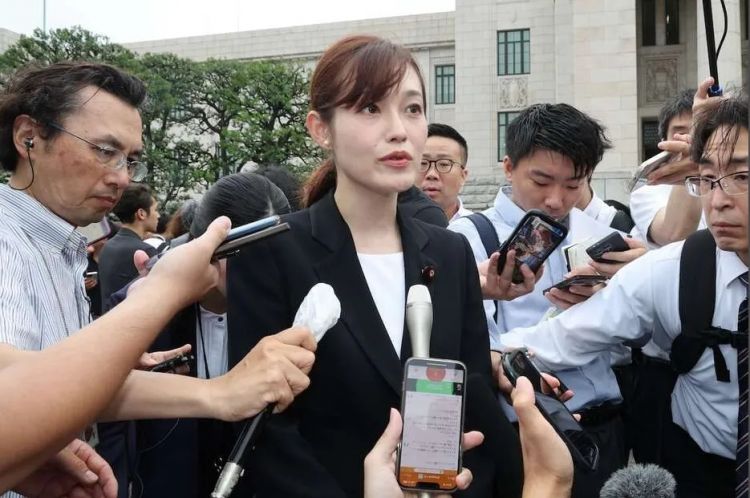 要想拿到20亿的遗产，得交11亿的税？中山美穗独子放弃继承遗产引发日本社会关注…