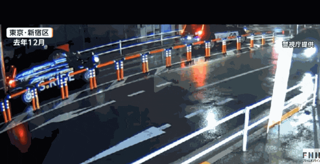 奇葩!日本小伙醉酒闯红灯,开的竟然是警车!?被捕后坦白:人家只是喜欢发光车车嘛… 奇葩!日本小伙醉酒闯红灯,开的竟然是警车!?被捕后坦白:人家只是喜欢发光车车嘛…