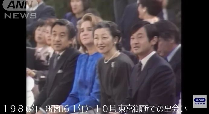 “这一生我会用尽全力守护你”:日本天皇夫妇成婚33周年,重温两人那些治愈温柔的笑容 “这一生我会用尽全力守护你”:日本天皇夫妇成婚33周年,重温两人那些治愈温柔的笑容