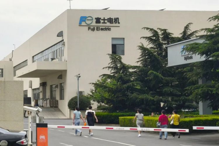 两名日本人走私中国稀土被捕，已关押一个多月！日网嘲笑：蠢货！