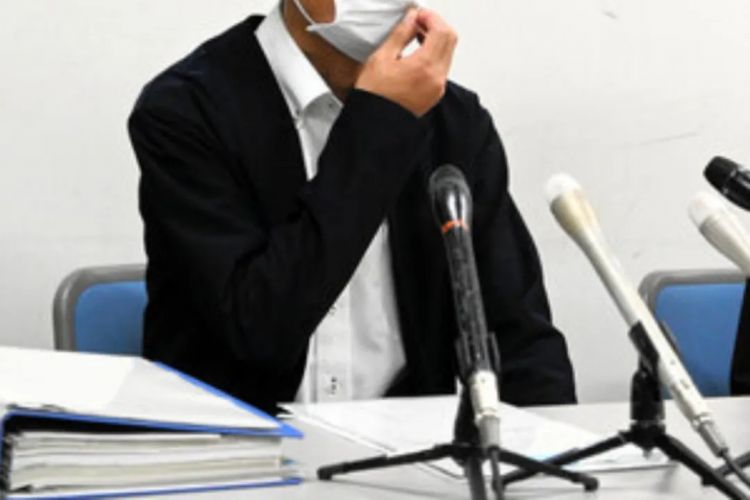 日本自卫队上司强制男下属女装!还对他又亲又抱,甚至吊上高空…日网:这也太“黑”了! 日本自卫队上司强制男下属女装!还对他又亲又抱,甚至吊上高空…日网:这也太“黑”了!