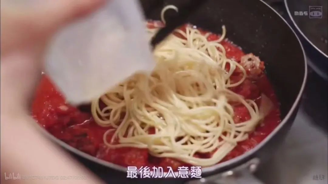 中二少女版《孤独的美食家》，每个食谱都值得收藏啊！